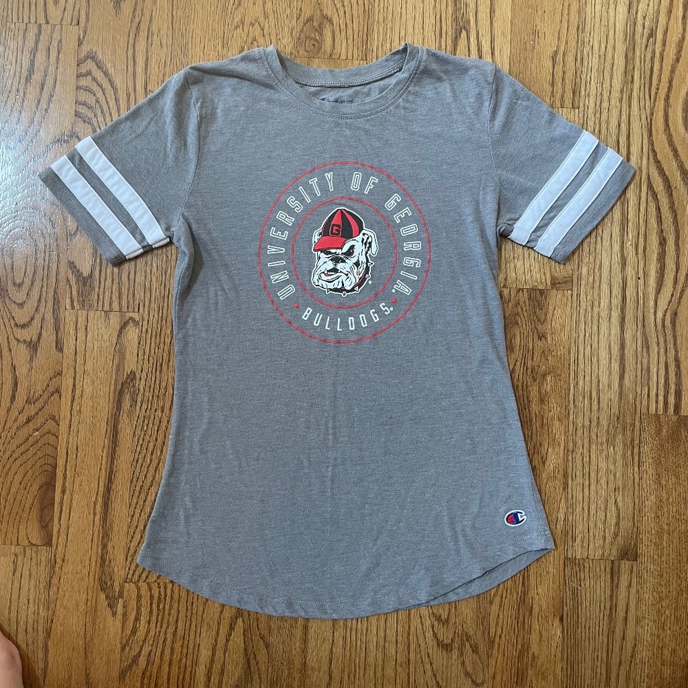 🔥 Sale 5 for $20 🔥 - Women’s UGA tee shirt